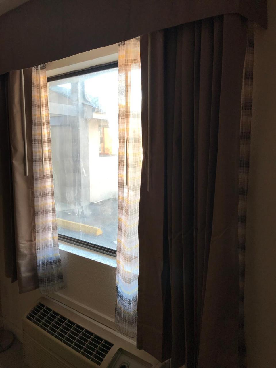 Sunset Inn Northlake 샬럿 외부 사진
