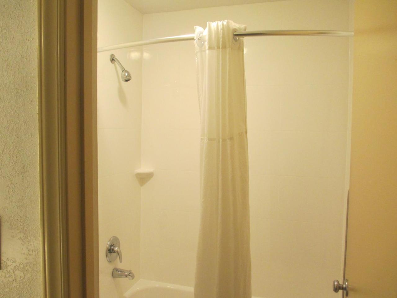 Sunset Inn Northlake 샬럿 외부 사진